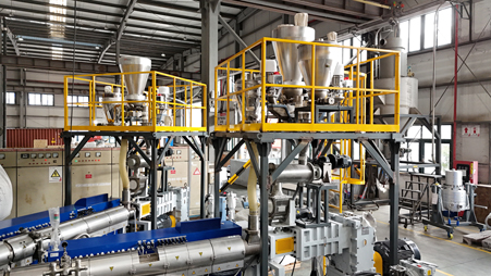 Línea de producción de tubos de núcleo de espuma de PVC LSP 315 